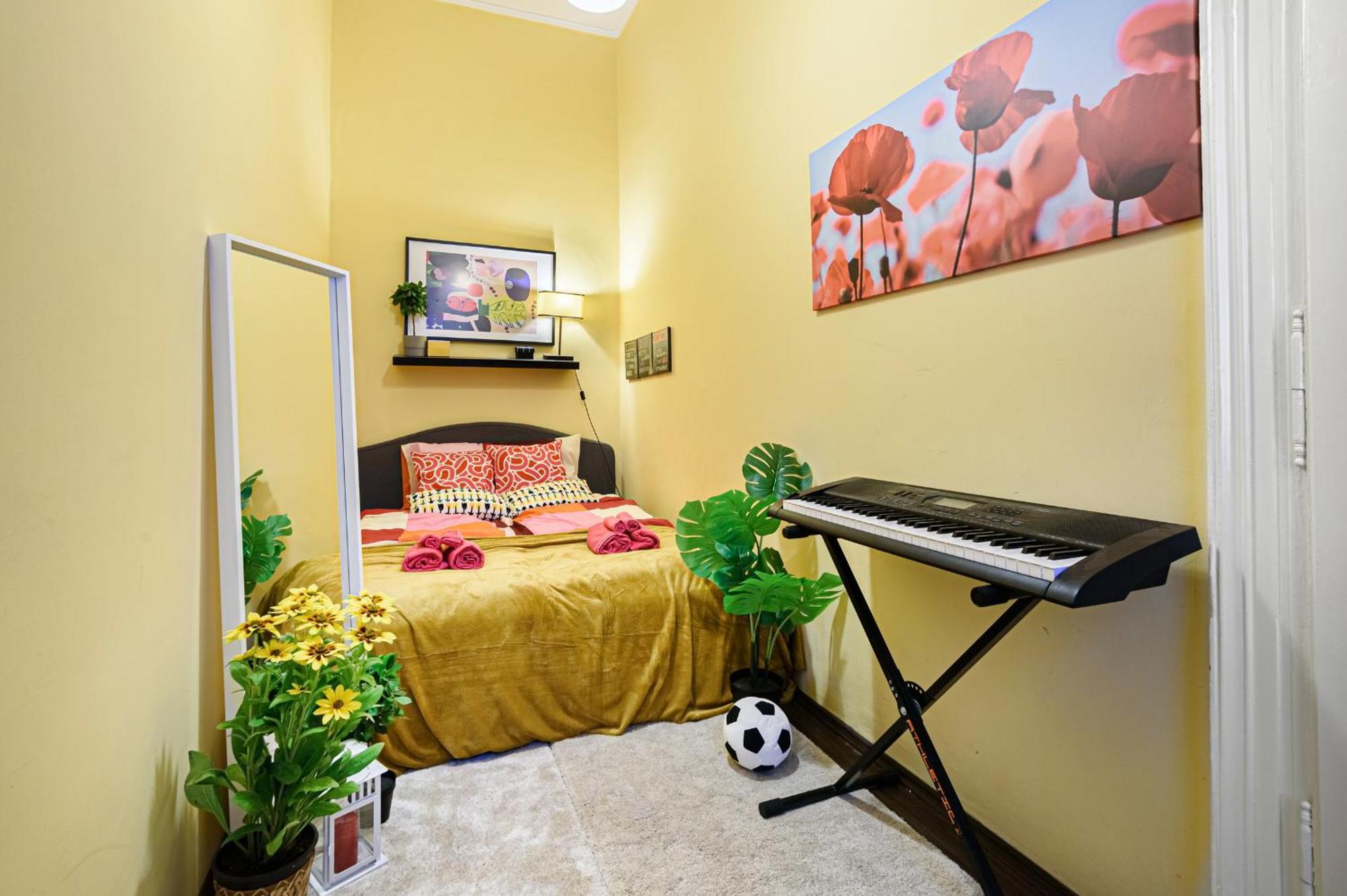 Soho Street Private Apartment 6 Persons บูดาเปสต์ ภายนอก รูปภาพ