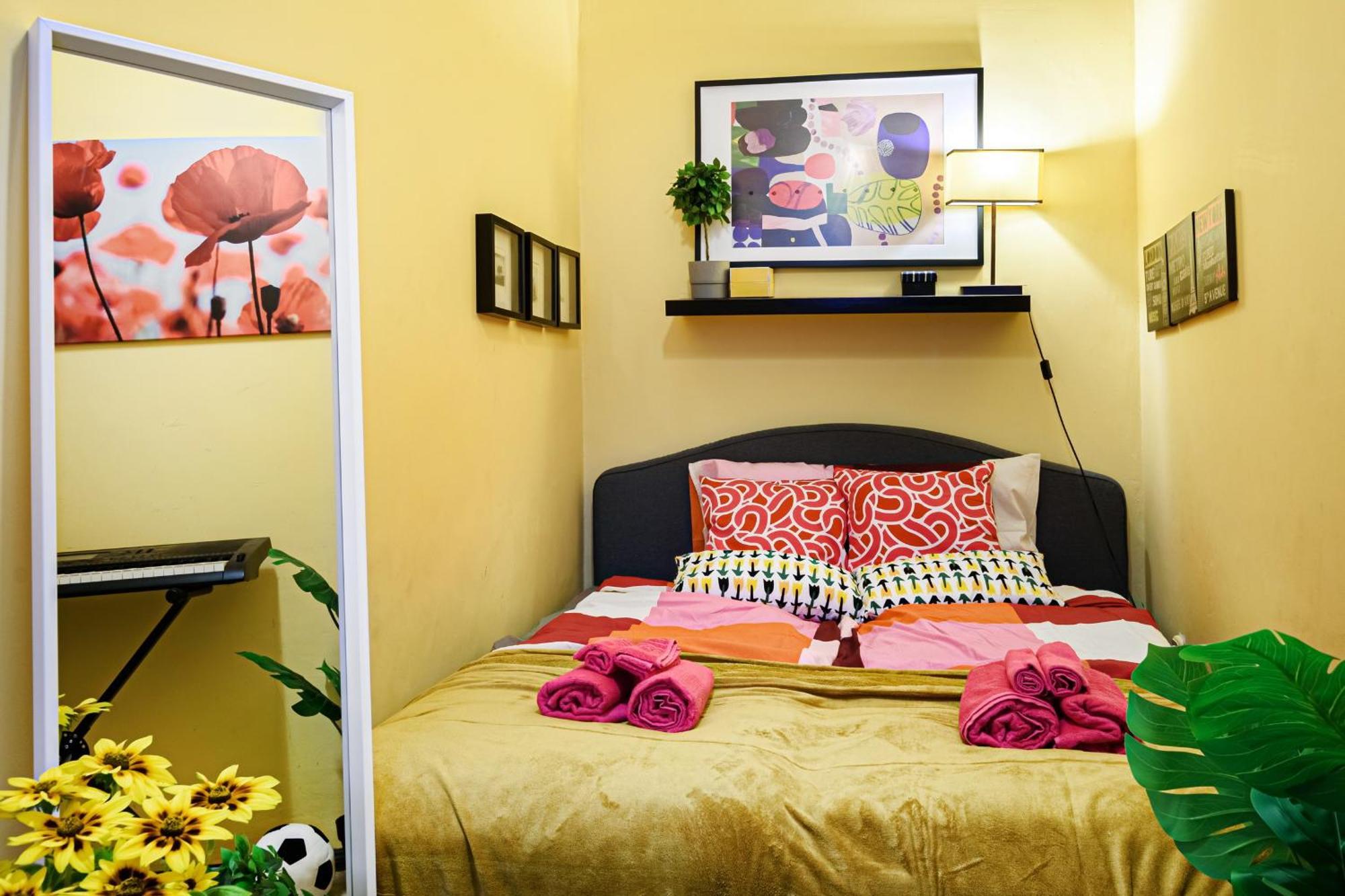 Soho Street Private Apartment 6 Persons บูดาเปสต์ ภายนอก รูปภาพ